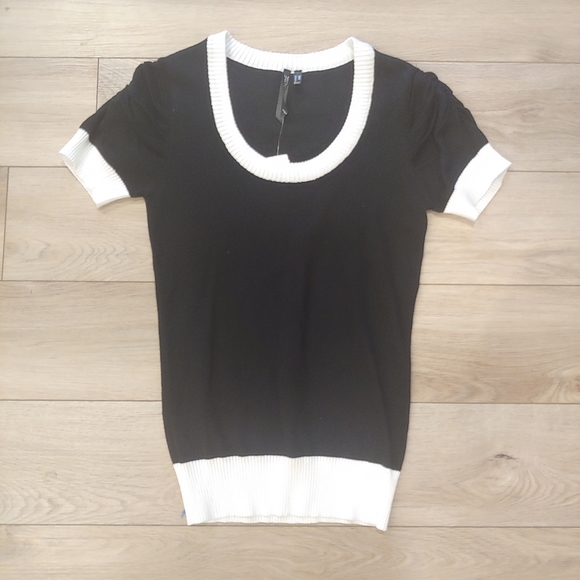 Black & white knit top with ruched sleeves // M - Picture 1 of 5